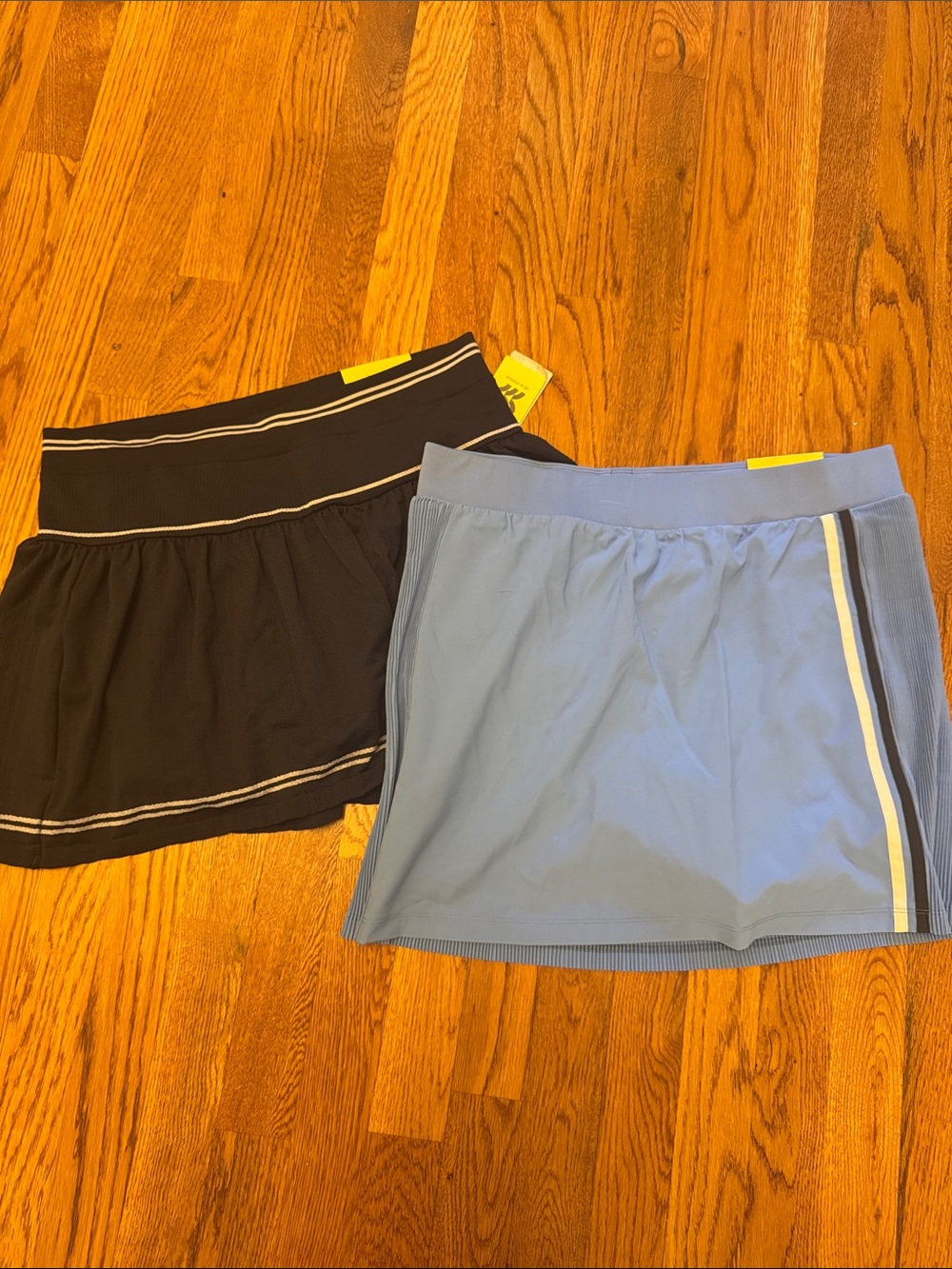 all in one Women’s Athletic Skorts — Navy and Light Blue Large New